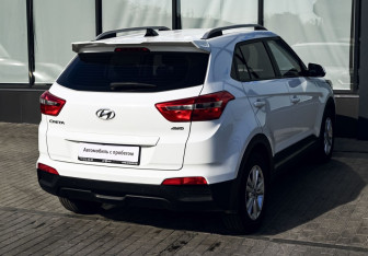 Подержанный автомобиль Hyundai Creta 2019 года (5 фото)