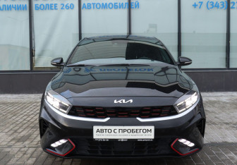 Подержанный автомобиль Kia Cerato Sedan 2022 года (8 фото)
