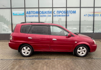 Подержанный автомобиль Kia X-Trek 2004 года (6 фото)