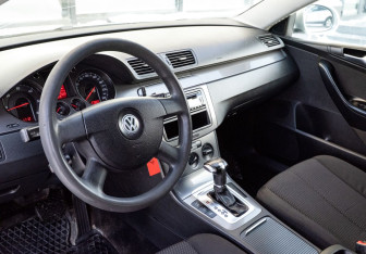 Подержанный автомобиль Volkswagen Passat Wagon 2008 года (10 фото)