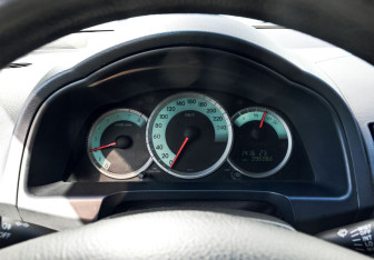 Подержанный автомобиль Toyota Corolla Verso 2008 года (6 фото)