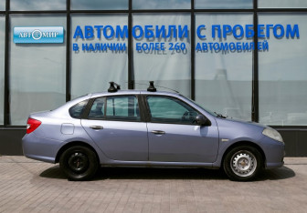 Подержанный автомобиль Renault Symbol 2008 года (6 фото)