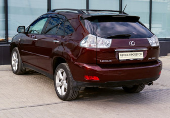 Подержанный автомобиль Lexus RX 2007 года (3 фото)