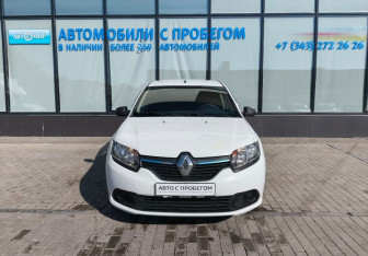 Подержанный автомобиль Renault Logan Sedan 2016 года (8 фото)