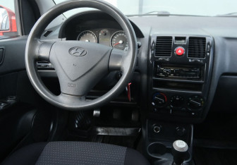 Подержанный автомобиль Hyundai Getz 2007 года (10 фото)