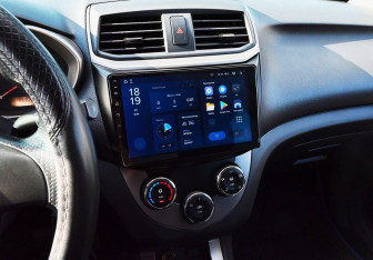 Подержанный автомобиль Haima M3 2014 года (10 фото)