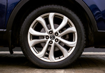 Подержанный автомобиль Mazda CX-9 2012 года (25 фото)