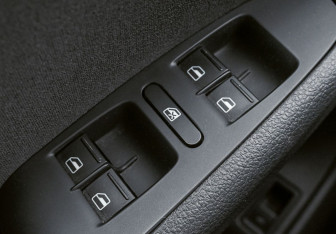 Подержанный автомобиль Volkswagen Jetta Sedan 2013 года (16 фото)