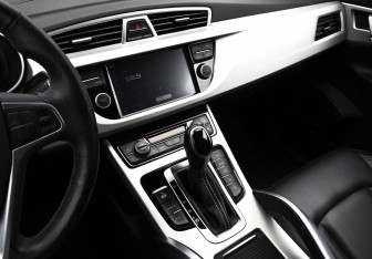Подержанный автомобиль Geely Atlas 2021 года (6 фото)