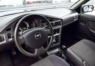 Подержанный автомобиль Daewoo Nexia Sedan 2008 года (13 фото)