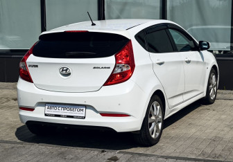 Подержанный автомобиль Hyundai Solaris Hatchback 2014 года (5 фото)