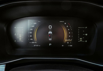 Подержанный автомобиль Belgee X70 2024 года (17 фото)