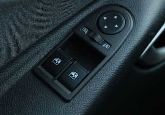 Подержанный автомобиль LADA (ВАЗ) Granta Wagon 2023 года (14 фото)