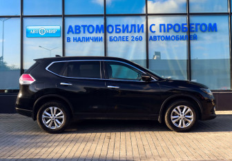 Подержанный автомобиль Nissan X-Trail 2017 года (6 фото)