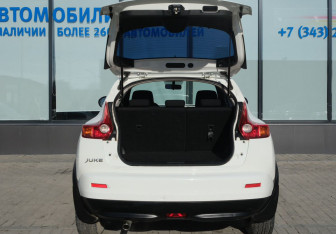 Подержанный автомобиль Nissan Juke 2012 года (19 фото)