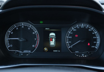 Подержанный автомобиль Geely Coolray 2021 года (14 фото)