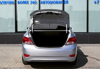 Подержанный автомобиль Hyundai Solaris Sedan 2011 года (18 фото)
