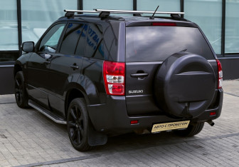 Подержанный автомобиль Suzuki Grand Vitara 2013 года (3 фото)