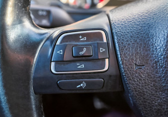 Подержанный автомобиль Volkswagen Passat Sedan 2012 года (16 фото)