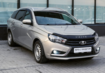 Подержанный автомобиль LADA (ВАЗ) Vesta Wagon 2018 года (7 фото)