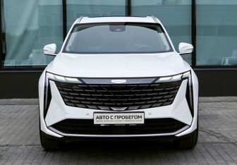 Подержанный автомобиль Geely Atlas 2024 года (8 фото)