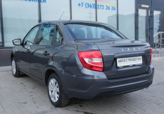 Подержанный автомобиль LADA (ВАЗ) Granta Sedan 2020 года (3 фото)