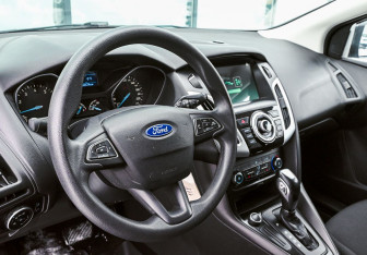 Подержанный автомобиль Ford Focus Wagon 2017 года (10 фото)