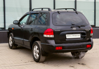 Подержанный автомобиль Hyundai Santa Fe 2007 года (3 фото)