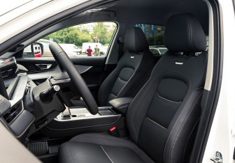 Подержанный автомобиль Chery Tiggo 7 Pro Max 2023 года (16 фото)