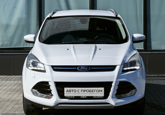 Подержанный автомобиль Ford Kuga 2014 года (8 фото)