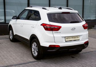 Подержанный автомобиль Hyundai Creta 2018 года (3 фото)