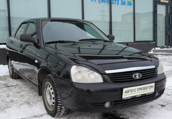 Подержанный автомобиль LADA (ВАЗ) Priora Sedan 2010 года (7 фото)