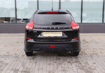 Подержанный автомобиль LADA (ВАЗ) XRAY 2019 года (4 фото)
