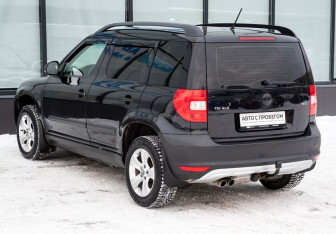 Подержанный автомобиль Skoda Yeti 2012 года (3 фото)