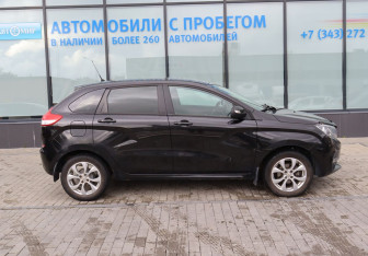 Подержанный автомобиль LADA (ВАЗ) XRAY 2019 года (6 фото)