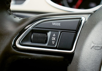 Подержанный автомобиль Audi A4 Sedan 2013 года (14 фото)