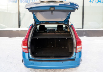 Подержанный автомобиль Kia Ceed Wagon 2010 года (18 фото)