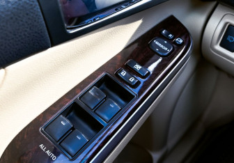 Подержанный автомобиль Toyota Camry Sedan 2015 года (14 фото)