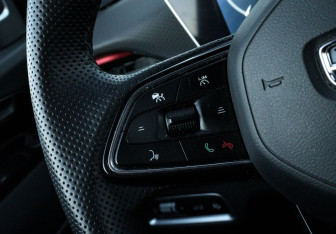 Подержанный автомобиль Geely Coolray 2024 года (13 фото)