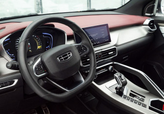 Подержанный автомобиль Geely Coolray 2020 года (9 фото)