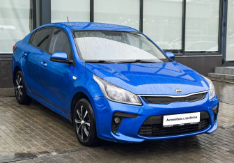 Подержанный автомобиль Kia Rio Sedan 2018 года (7 фото)