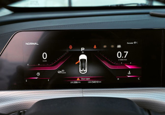 Подержанный автомобиль Changan UNI-T 2023 года (16 фото)