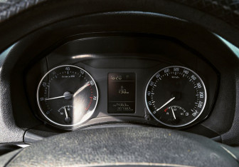 Подержанный автомобиль Skoda Octavia Liftback 2010 года (9 фото)