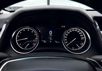 Подержанный автомобиль Toyota Camry Sedan 2021 года (9 фото)