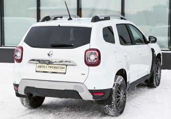Подержанный автомобиль Renault Duster 2022 года (5 фото)