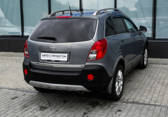 Подержанный автомобиль Opel Antara 2012 года (5 фото)