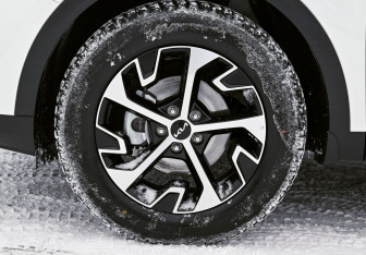 Подержанный автомобиль Kia Sportage 2025 года (21 фото)