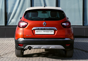 Подержанный автомобиль Renault Kaptur 2018 года (4 фото)