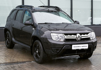 Подержанный автомобиль Renault Duster 2019 года (7 фото)