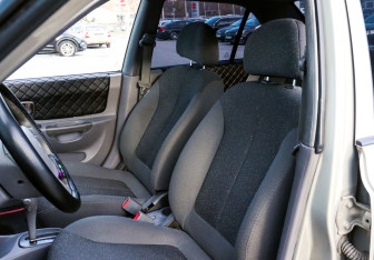Подержанный автомобиль Hyundai Accent Sedan 2007 года (14 фото)